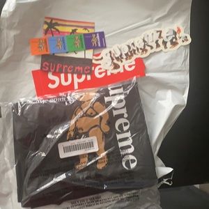 Supreme Sorry Not Sorry Black Tee